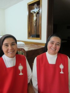 Mercedes Rico Calderón y Carmen Adriana del Sagrado Corazón, Monjas Adoratrices (Foto J. Lorenzo Guzmán J.)